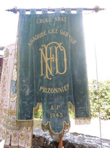 Fichier:BannièrePrisonniersA.jpg